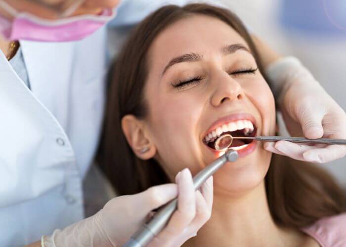 Attirer plus de clients dentaires grâce à un site web optimisé